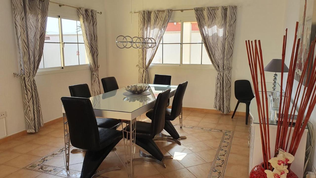 קלטה דה פוסטה Villa Bonita On Golf In El Descanso ,Caleta Fuste-Fuerteventura מראה חיצוני תמונה
